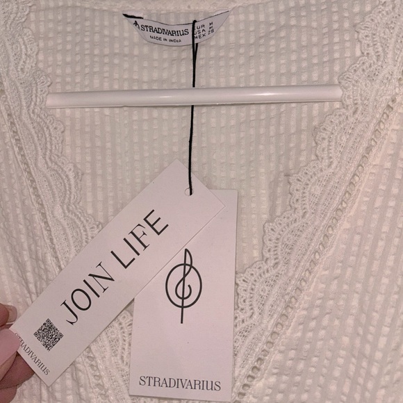 ✨NWT | Stradivarius 🎼 | Short Rustic Romantic Blouse with Lace trim - Picture 6 of 9